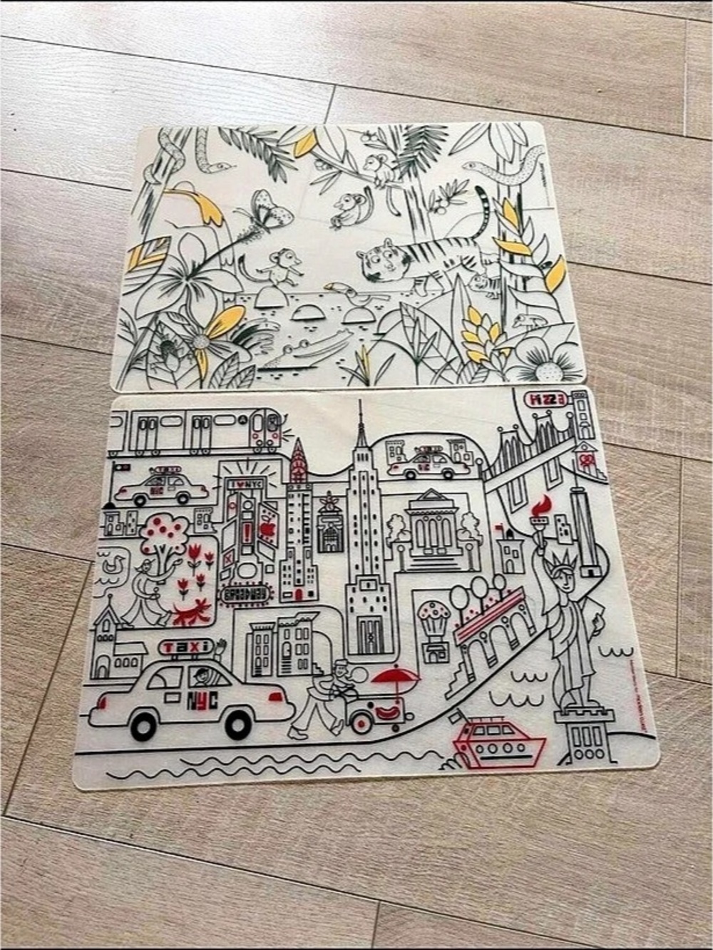 2 silicone placemats